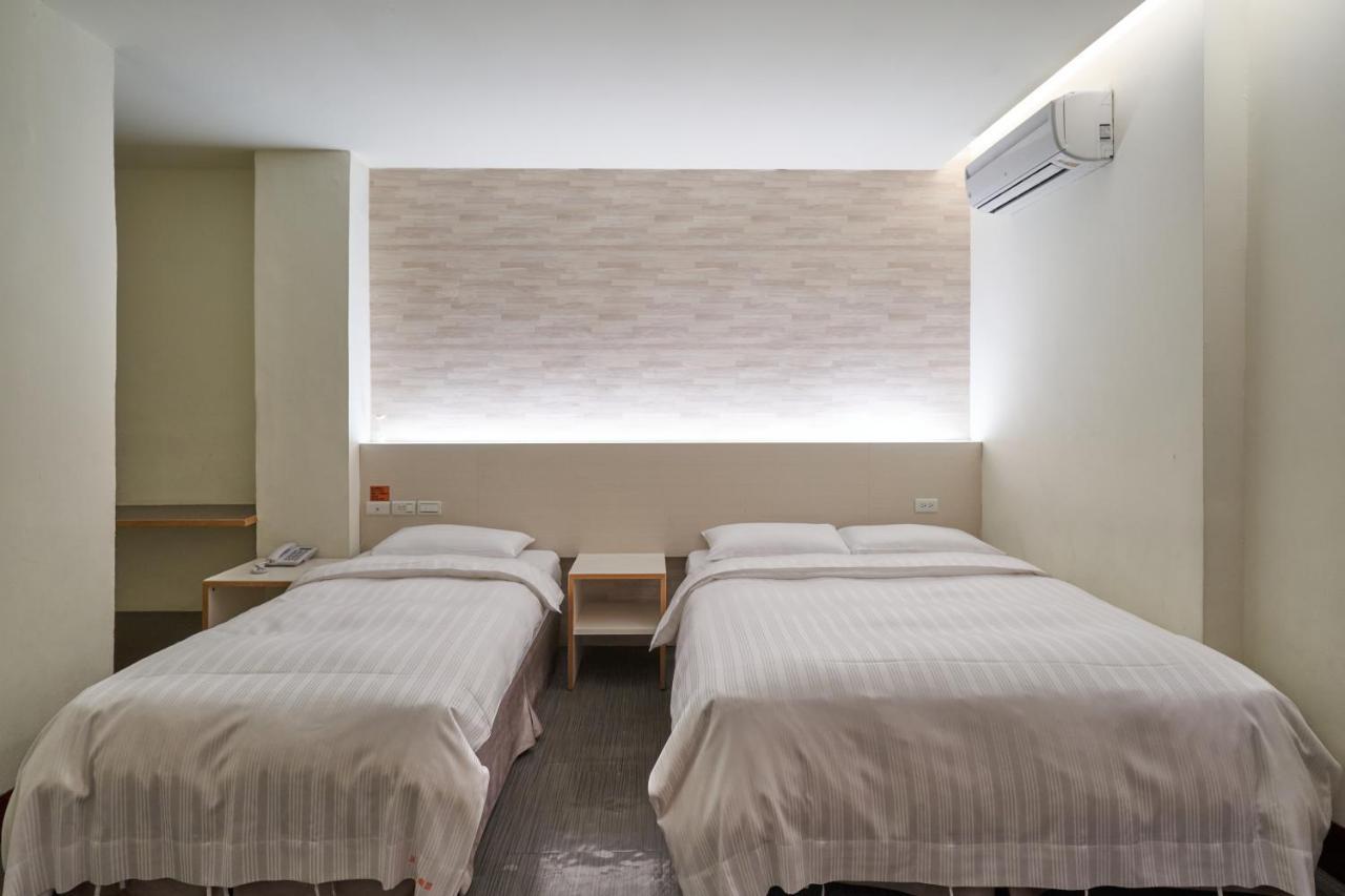 Yung An Business Hotel Dounan Extérieur photo