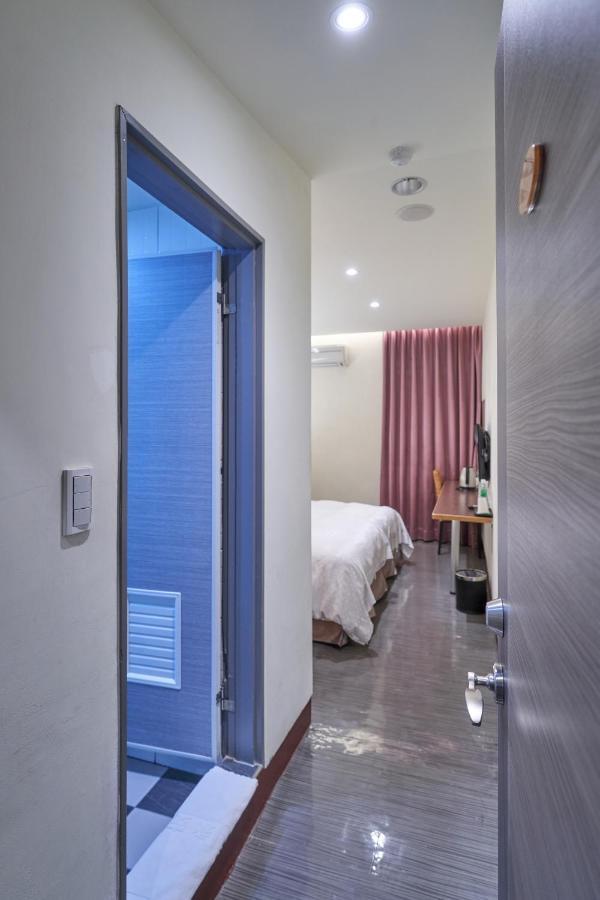 Yung An Business Hotel Dounan Extérieur photo